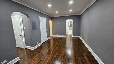 6545 N Francisco Ave in Chicago, IL - Building Photo - Building Photo