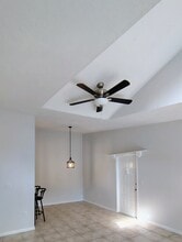 1353 Pine Ridge Cir E, Unit 128 E3 in Tarpon Springs, FL - Building Photo - Building Photo