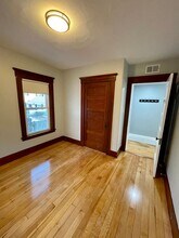 47 Freeland St, Unit 47 Freeland in Worcester, MA - Foto de edificio - Building Photo