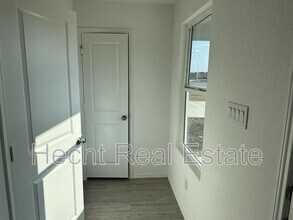 9037 James Bowie in Seguin, TX - Building Photo - Building Photo