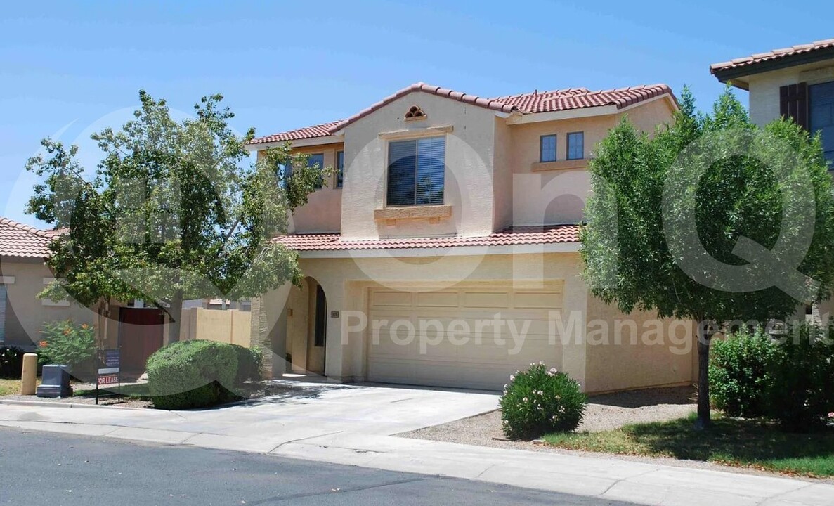 5174 W Laurel Ave in Glendale, AZ - Building Photo