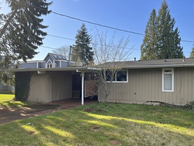 property at 803 7th St S