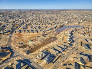 18113 Montoro Way in Edmond, OK - Building Photo - Building Photo