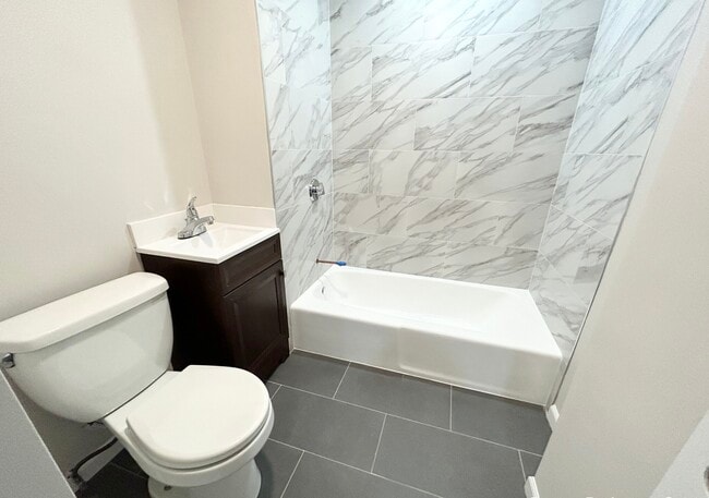 78 Hillside St, Unit #2 in Boston, MA - Building Photo - Building Photo