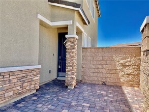 8819 Burray St in Las Vegas, NV - Building Photo - Building Photo
