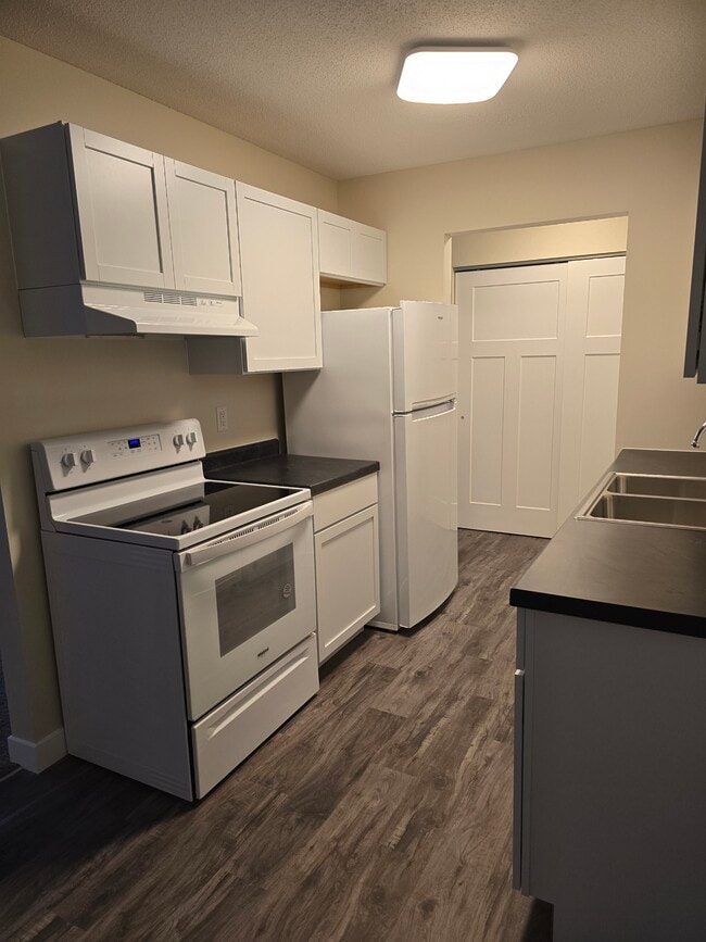 Sands Apartments in Mounds View, MN - Foto de edificio - Building Photo