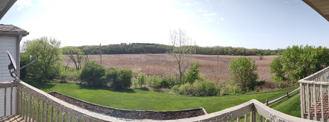280 Crestview Dr in Wauconda, IL - Building Photo - Building Photo