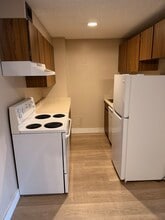 330 on 25th in Calgary, AB - Building Photo - Building Photo