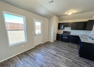 11909 Jude Way in Yukon, OK - Building Photo - Building Photo
