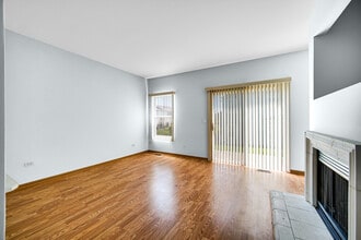 14857 W Victoria Crossing in Lockport, IL - Building Photo - Building Photo