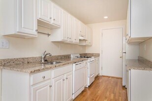 123 Highland Ave in Somerville, MA - Building Photo