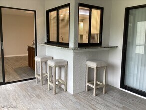 5565 Trailwinds Dr in Ft. Myers, FL - Building Photo - Building Photo