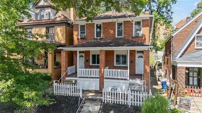 2450 Starkamp St