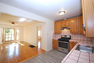 853 N Citrus Ave, Unit 853 in Los Angeles, CA - Building Photo - Building Photo