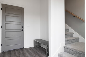 Indigo Eight80 in Clearfield, UT - Foto de edificio - Interior Photo