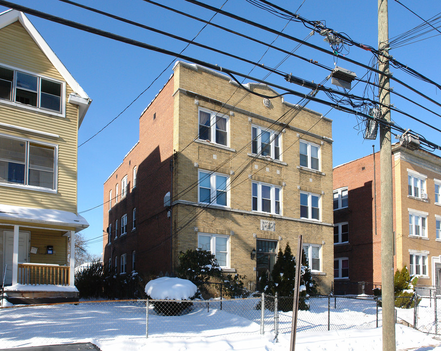 199 Hillside Ave in Hartford, CT - Building Photo