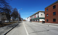 Lake Avenue Apartments in Manchester, NH - Building Photo - Building Photo