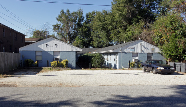 3863 Reddin Rd in North Charleston, SC - Foto de edificio - Building Photo