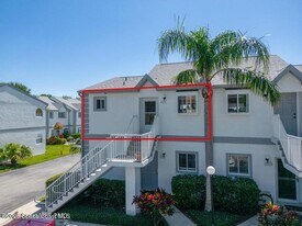 347 Ocean Park Ln in Cape Canaveral, FL - Building Photo