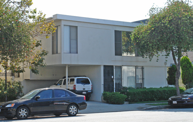 3654 Motor Ave in Los Angeles, CA - Building Photo - Building Photo