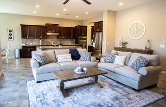 6331 S Fresno St in Chandler, AZ - Building Photo - Building Photo