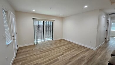 8655 N Loop Blvd in California City, CA - Building Photo - Building Photo