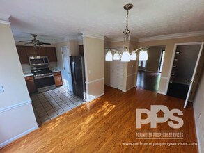 2950 Lexington Trace Dr in Smyrna, GA - Building Photo - Building Photo