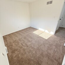 235 Hamilton Ave in Columbus, OH - Building Photo - Building Photo