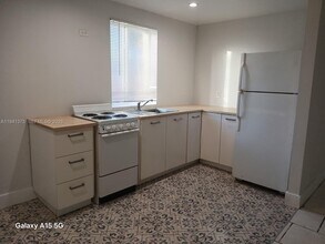 1700 NW 22nd Ct in Miami, FL - Building Photo - Building Photo