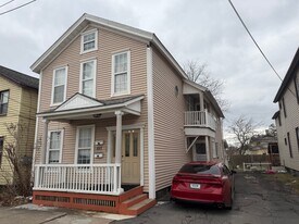 1017 Morris St, Unit 2 in Utica, NY - Building Photo