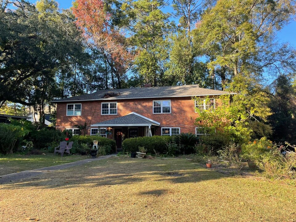 202 E Bradford Rd in Tallahassee, FL - Building Photo