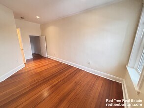 191 Winthrop Rd, Unit 2 in Brookline, MA - Building Photo - Building Photo