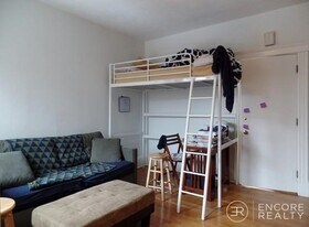 99 Marion St, Unit 6 in Brookline, MA - Building Photo