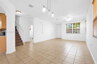 2507 SW 153rd Pl in Miami, FL - Foto de edificio - Building Photo