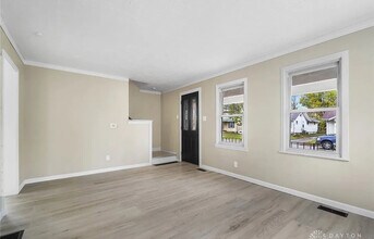 2116 Moreland Ave in Dayton, OH - Foto de edificio - Building Photo