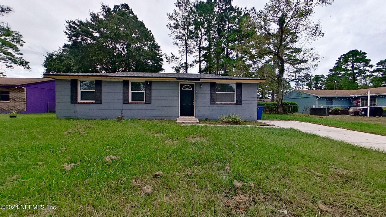 11717 Kingfisher Ln E in Jacksonville, FL - Building Photo