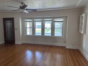 3251 S Springfield Ave, Unit 3251 in Milwaukee, WI - Foto de edificio - Building Photo