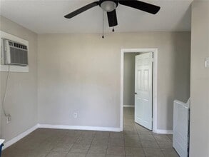 809 W Warren St in Plant City, FL - Building Photo - Building Photo
