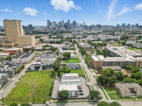 4416 San Jacinto St in Dallas, TX - Building Photo - Building Photo
