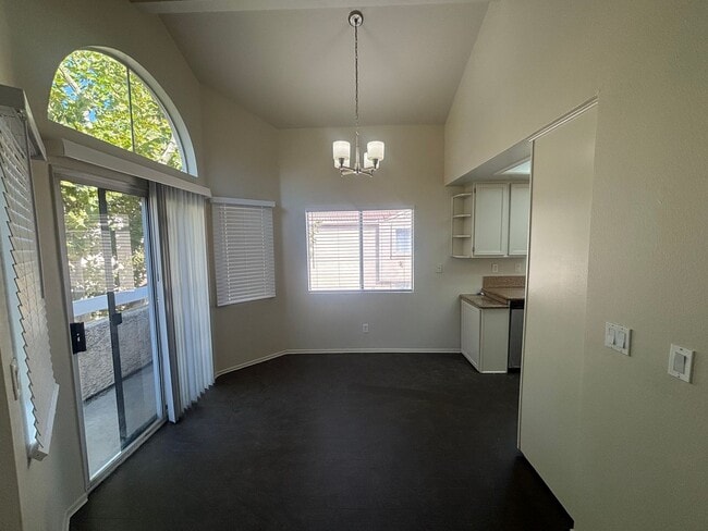 19812 Sandpiper Pl in Santa Clarita, CA - Building Photo - Building Photo