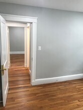 27 Willoughby St, Unit 1 in Boston, MA - Building Photo - Building Photo