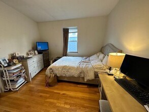 2 Hingham St in Cambridge, MA - Building Photo - Building Photo