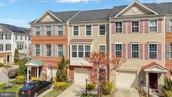 7705 sentry Terrace in Severn, MD - Building Photo