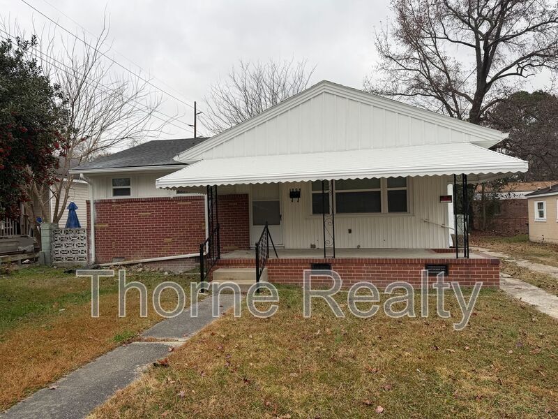 1004 Moore St in Rocky Mount, NC - Building Photo