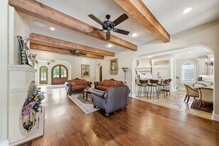 14302 Belle River Ln in Houston, TX - Building Photo