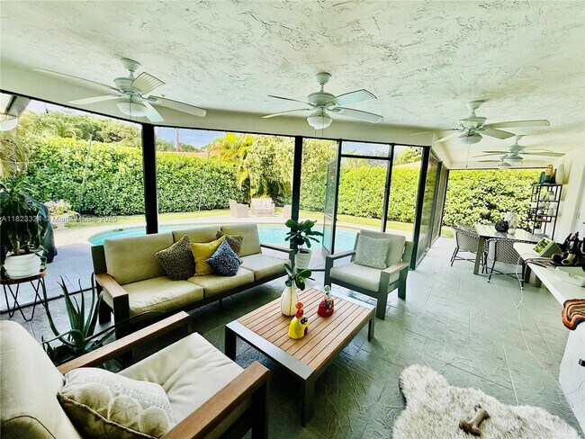 property at 2411 NW 31st St