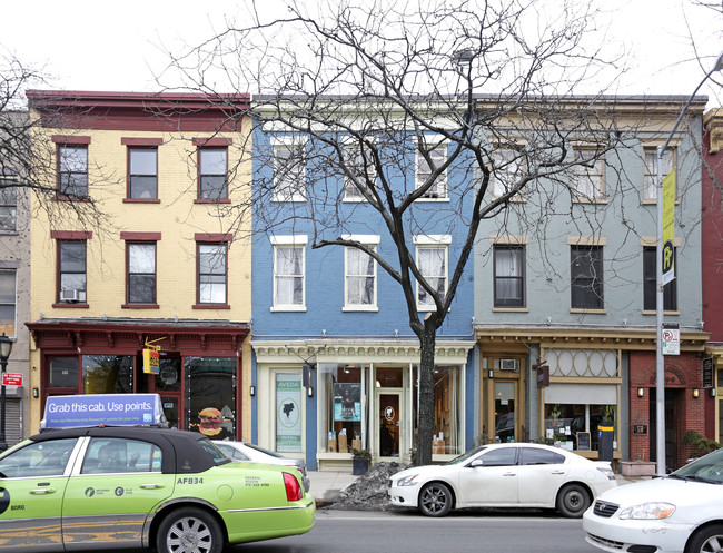 Atlantic Gardens in Brooklyn, NY - Foto de edificio - Building Photo