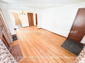 1463 E Whittier St in Columbus, OH - Building Photo - Building Photo