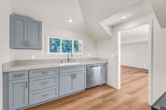 214 Upper Walden Rd in Carmel, CA - Building Photo - Building Photo