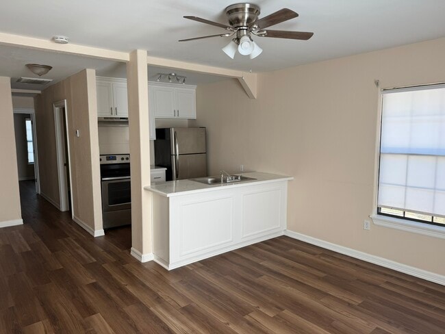 1112 W Elizabeth St, Unit Apt A